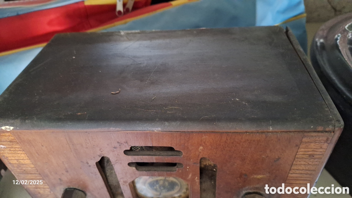 Radios de v&aacute;lvulas: Radio antigua marca milano - Foto 11