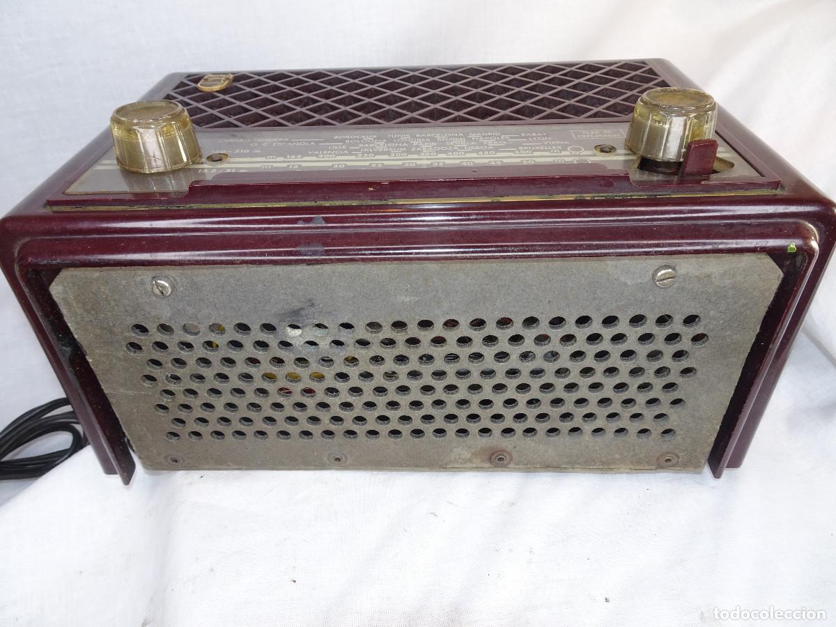 Radios de v&aacute;lvulas: Radio Philips B 212-U antigua. - Foto 6