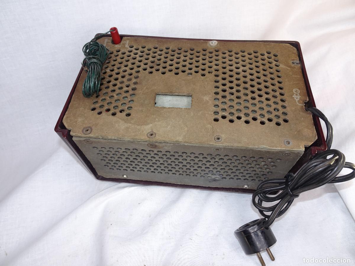 Radios de v&aacute;lvulas: Radio Philips B 212-U antigua. - Foto 7