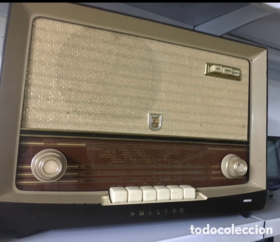 Radios de v&aacute;lvulas: Radio de V&aacute;lvulas. Philips. A&ntilde;os 50. - Foto 2