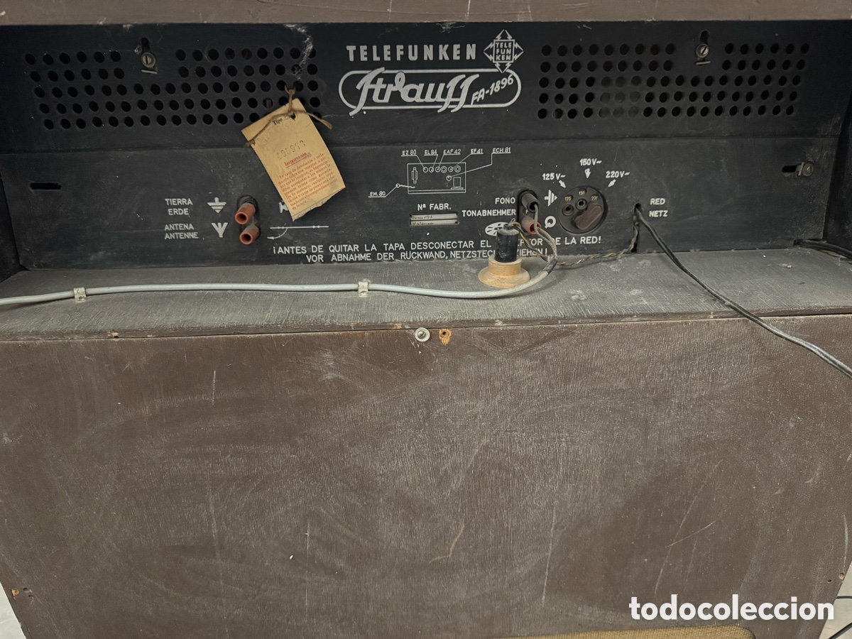 Radios de v&aacute;lvulas: Radio tocadiscos Telefunken Strauss - Foto 9
