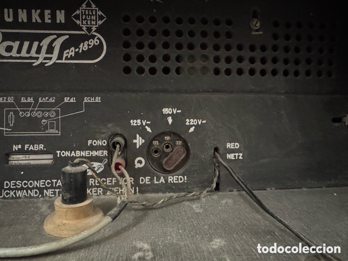 Radios de v&aacute;lvulas: Radio tocadiscos Telefunken Strauss - Foto 12