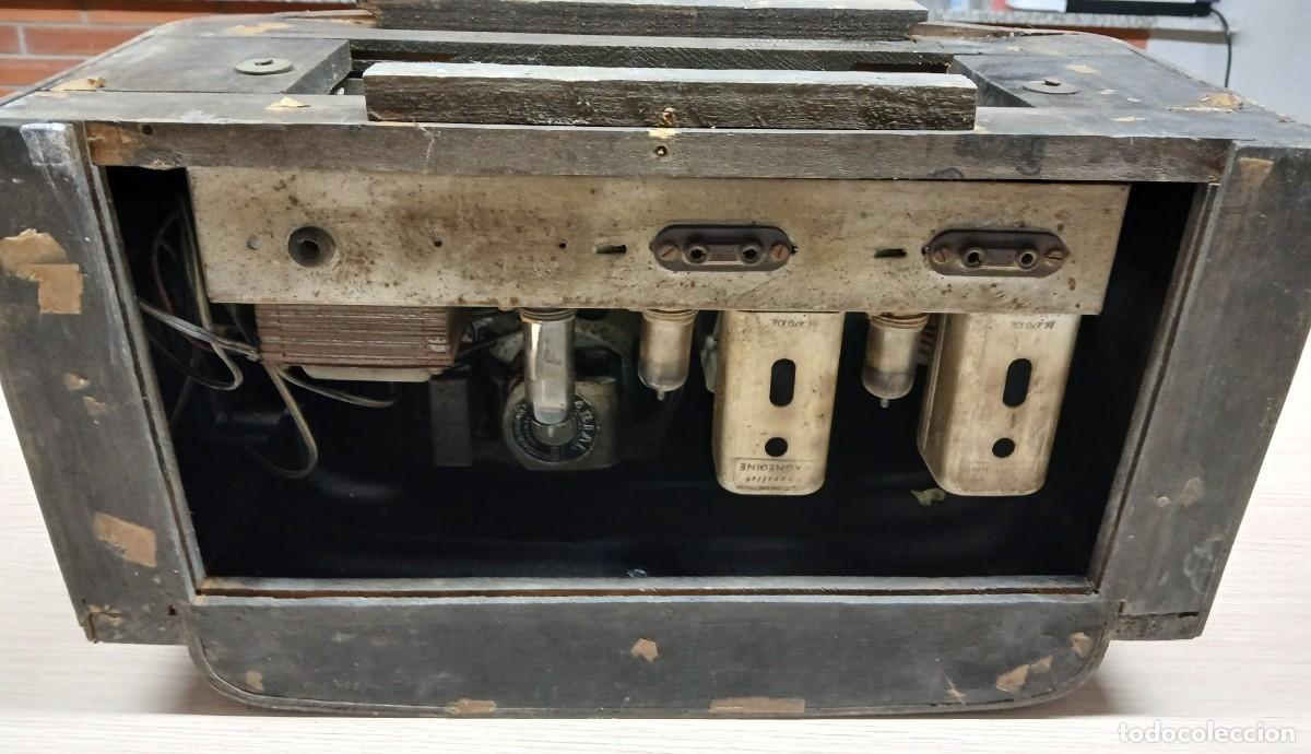 Radios de v&aacute;lvulas: Radio antigua para restaurar - Foto 4