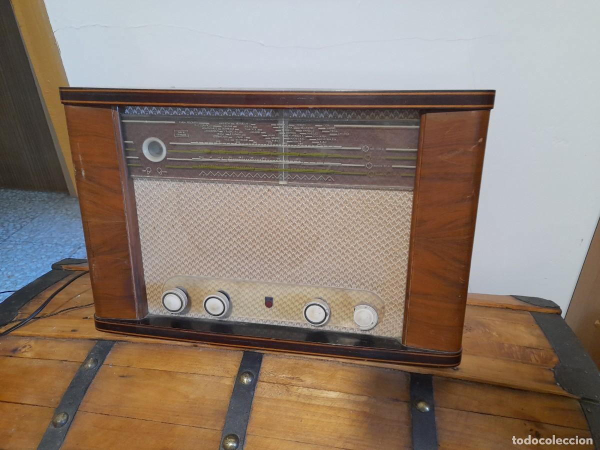 Radios de v&aacute;lvulas: Radio de madera Philips modelo BE 531 A - Foto 2