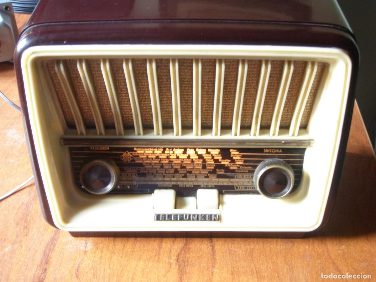 Radios de v&aacute;lvulas: RADIO DE V&Aacute;LVULAS TELEFUNKEN CAPRICHO FUNCIONANDO - Foto 1