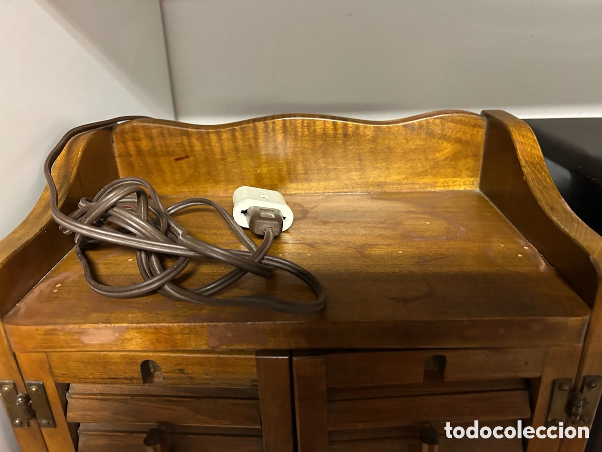 Radios de v&aacute;lvulas: Radio. Guild model 484 spice chest. - Foto 3