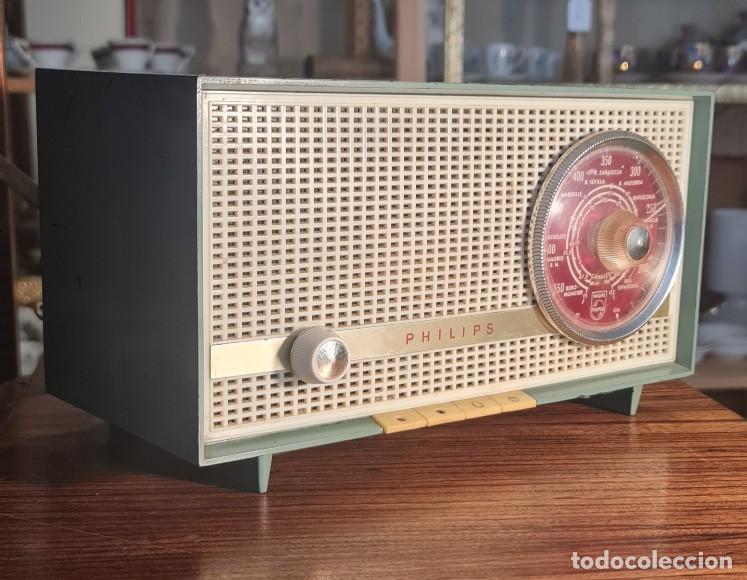 Radios de v&aacute;lvulas: Radio Philips Iberica B2E14A - Foto 2