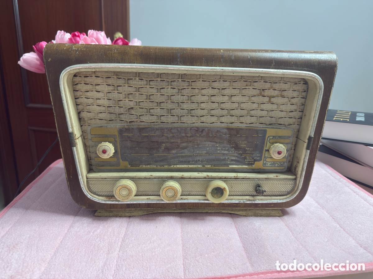 Radios de v&aacute;lvulas: Radio antigua de v&aacute;lvula - Foto 1