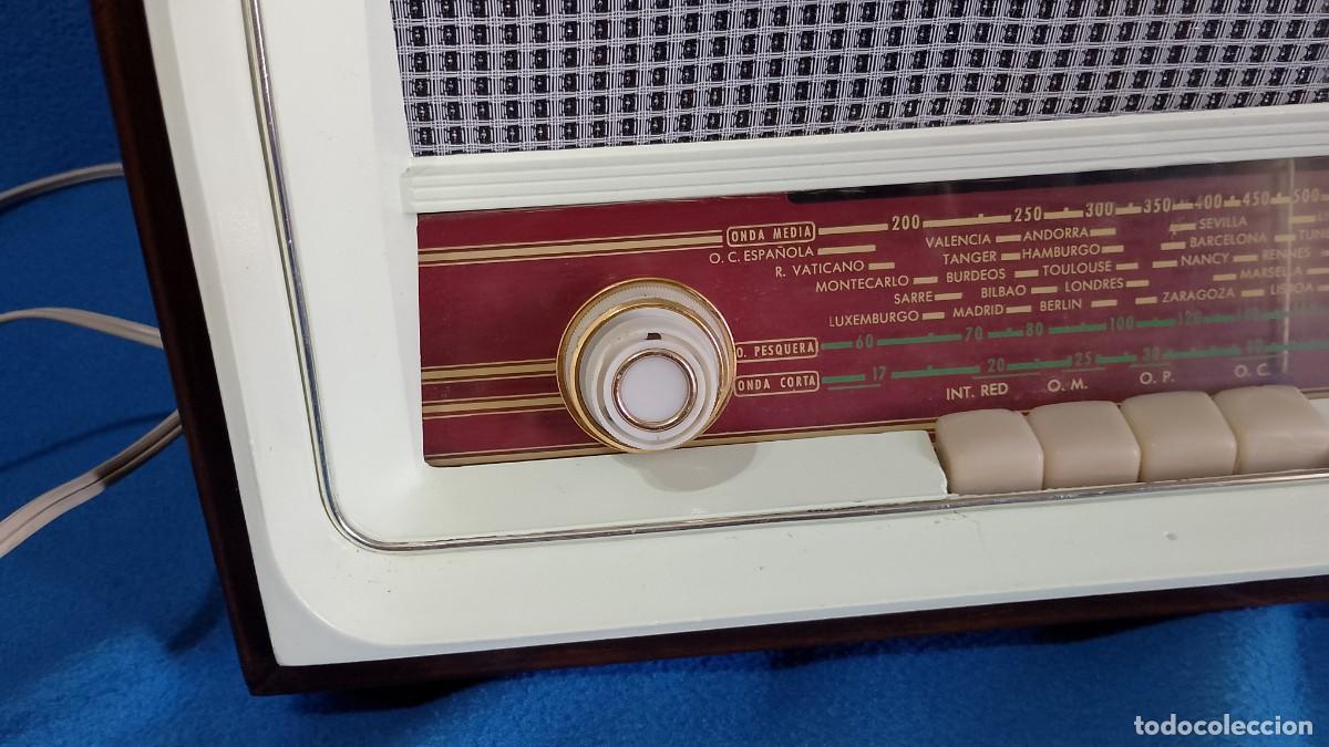 Radios de v&aacute;lvulas: Radio Askar 713-U FUNCIONA - Foto 2