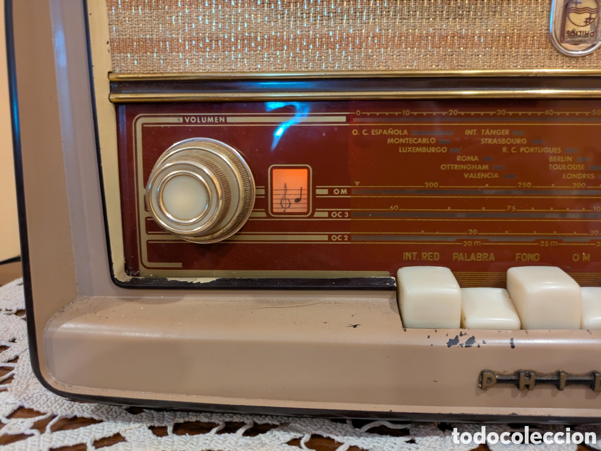 Radios de v&aacute;lvulas: Radio antigua de v&aacute;lvulas - Foto 2