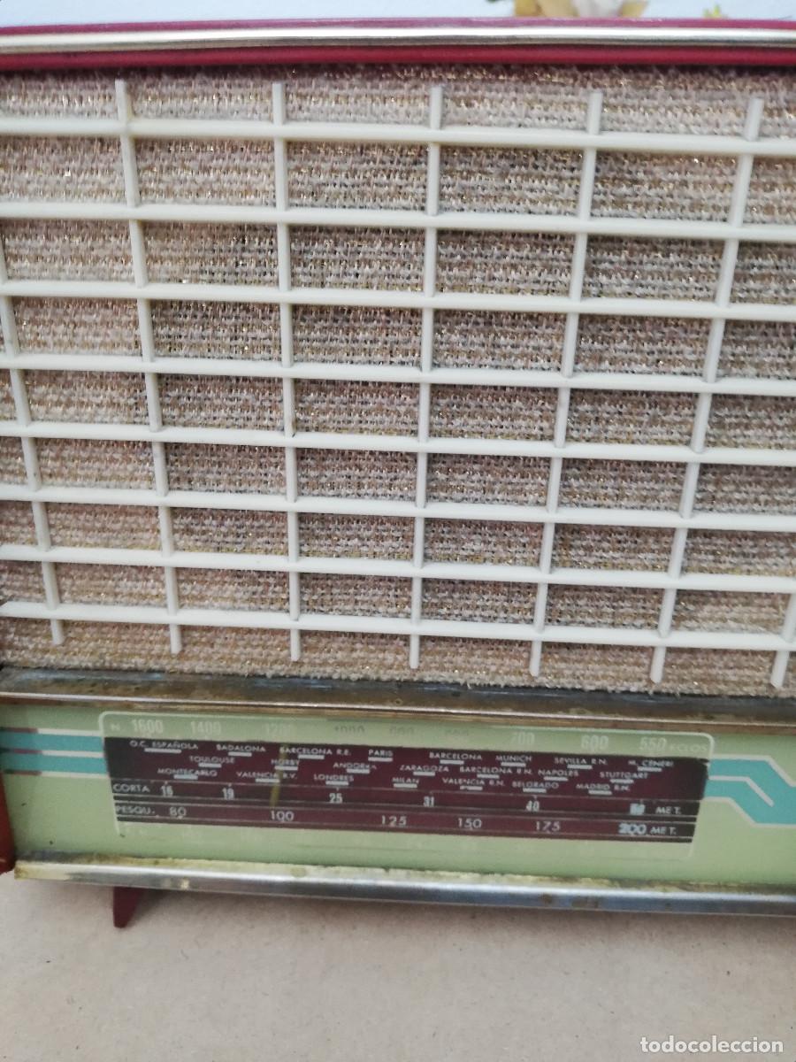 Radios de v&aacute;lvulas: Radio de V&aacute;lvulas &rdquo;Victoria&rdquo; en funcionamiento. - Foto 5