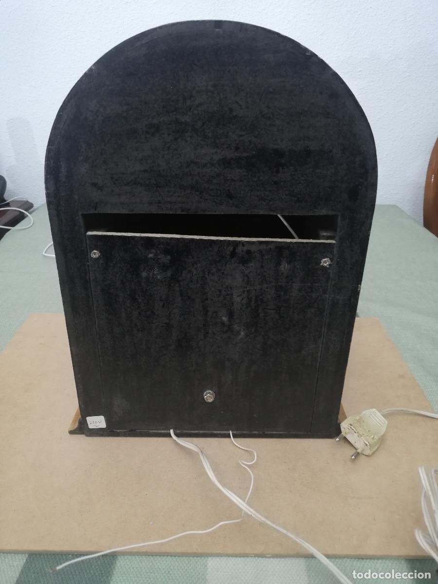 Radios de v&aacute;lvulas: Radio cassette en caja de capilla. - Foto 4