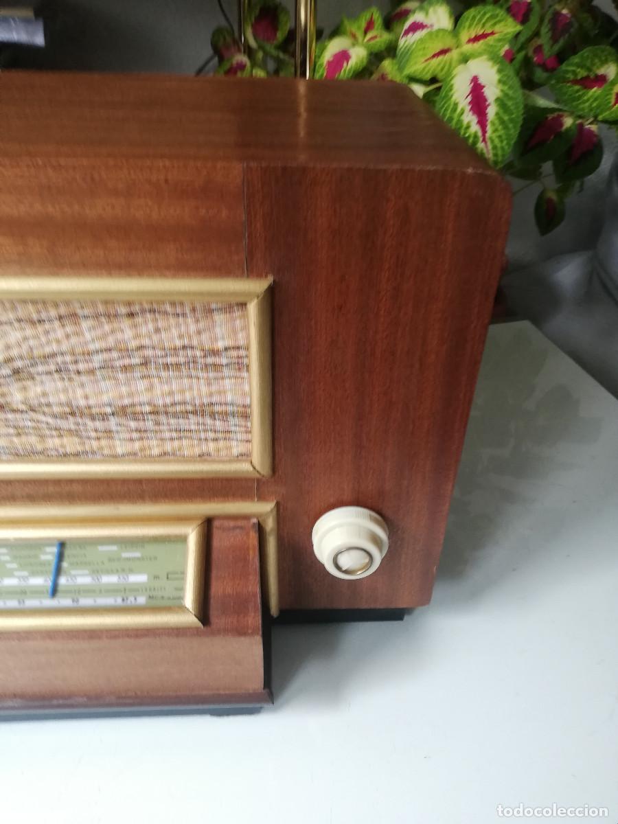 Radios de v&aacute;lvulas: Radio de V&aacute;lvulas. Chasis de una &rdquo;Iberia&rdquo; - Foto 2