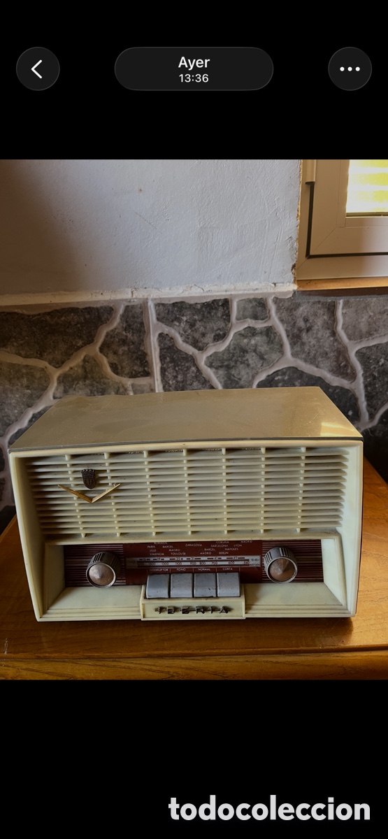 Radios de v&aacute;lvulas: Radio Iberia. Funcionando. A B 1053 - Foto 3