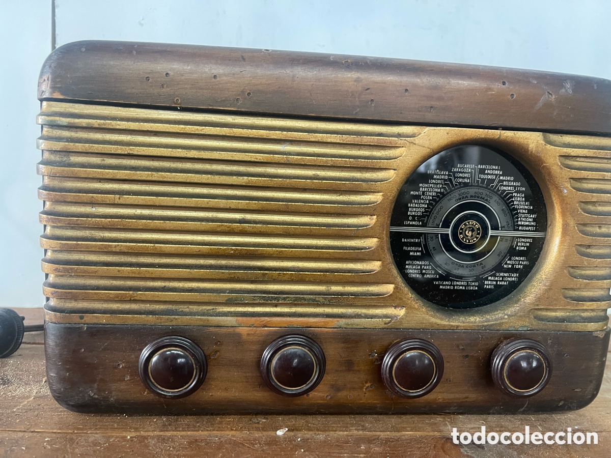 Radios de v&aacute;lvulas: R&agrave;dio marca Bayona modelo U-25 - Foto 1