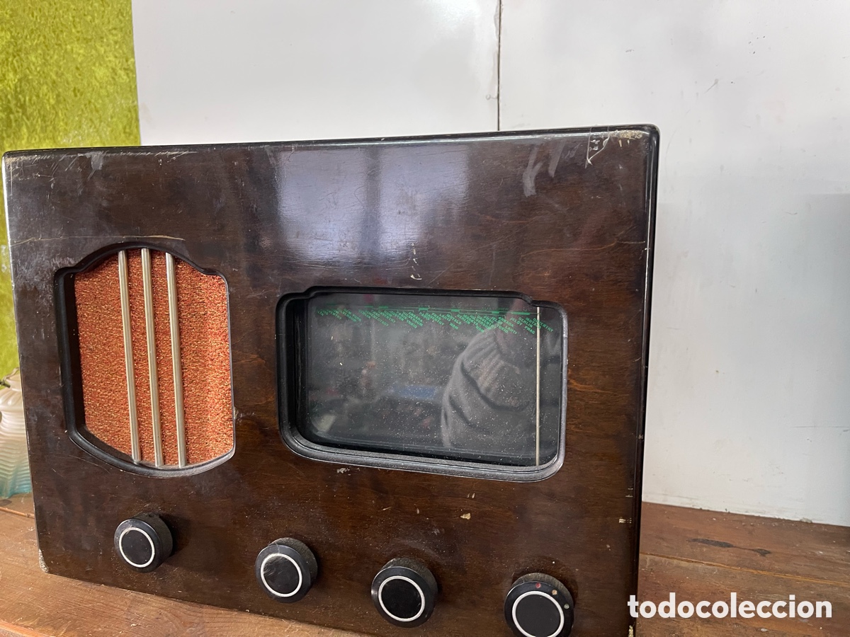 Radios de v&aacute;lvulas: Radio antigua madera - Foto 1