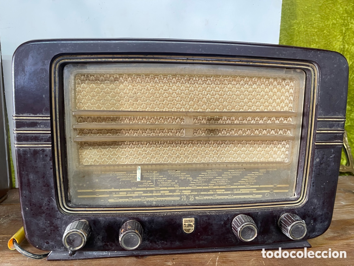 Radios de v&aacute;lvulas: R&agrave;dio Philips antigua - Foto 1