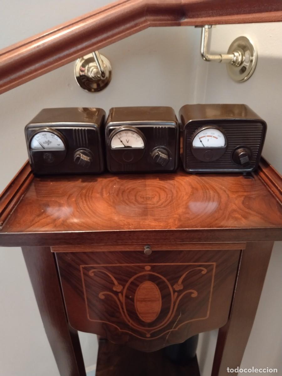 Radios de v&aacute;lvulas: Lote de tres elevadores antiguos - Foto 1