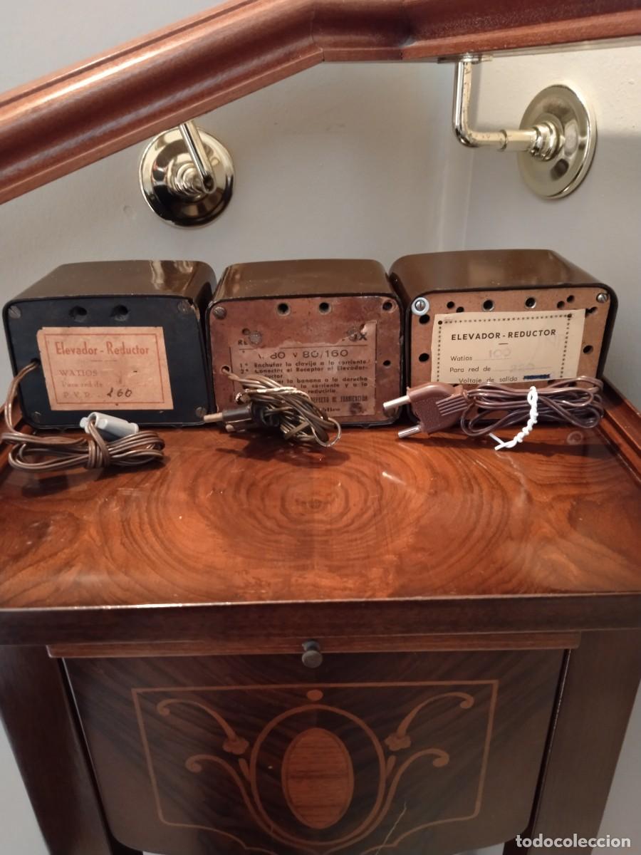Radios de v&aacute;lvulas: Lote de tres elevadores antiguos - Foto 3