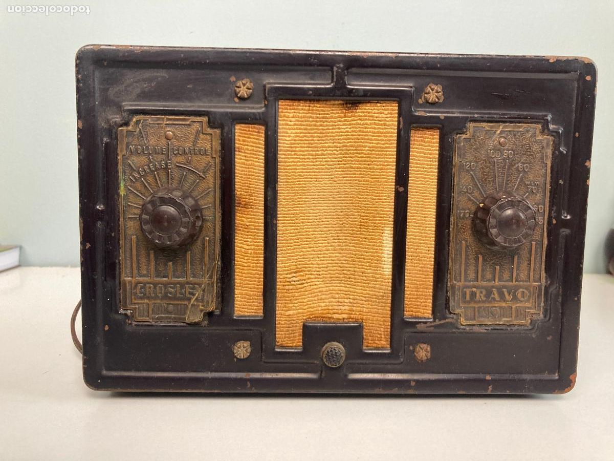 R&aacute;dios de v&aacute;lvulas: PEQUE&Ntilde;A RADIO CROSLEY TRAVO, TODA EN CHAPA DE HIERRO - VER FOTOS