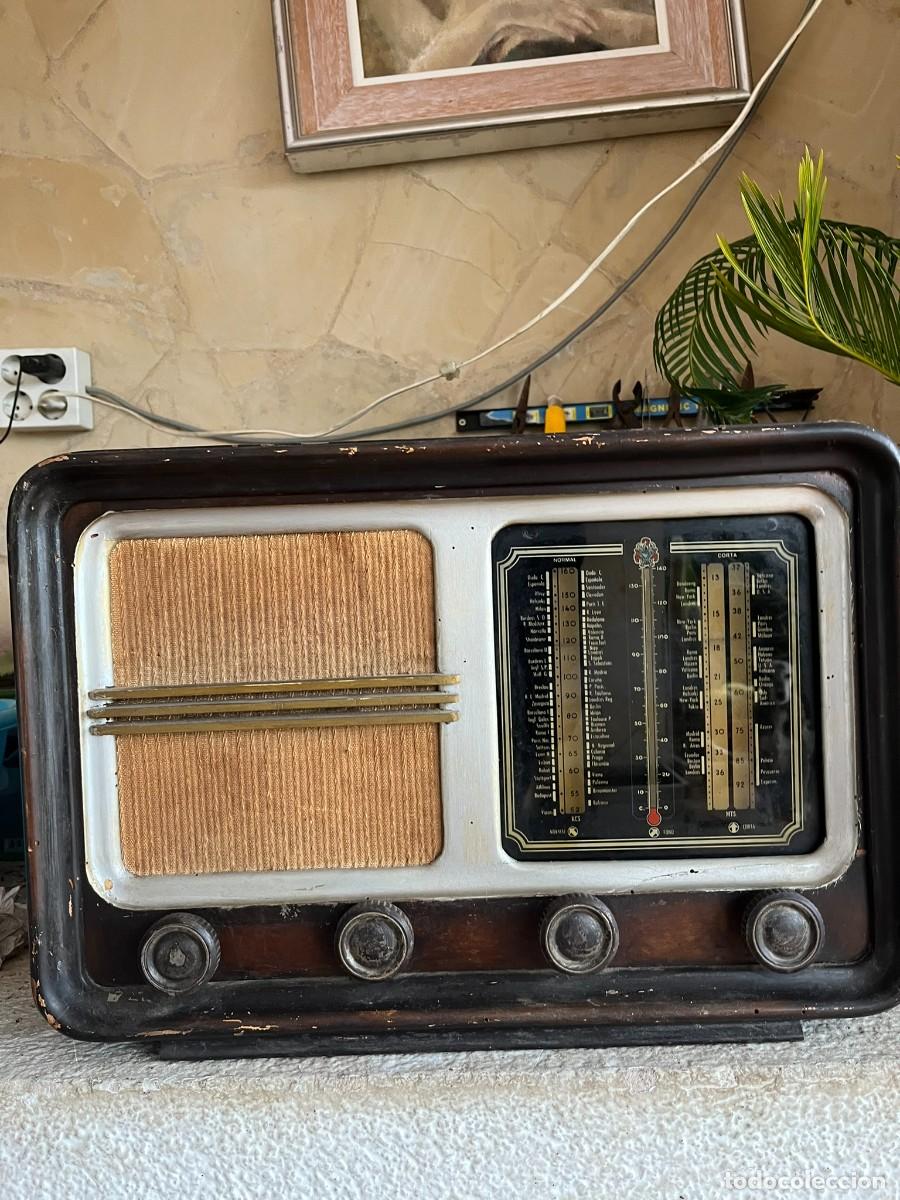 Radios de v&aacute;lvulas: Radio de pricipios del siglo pasado - Foto 1
