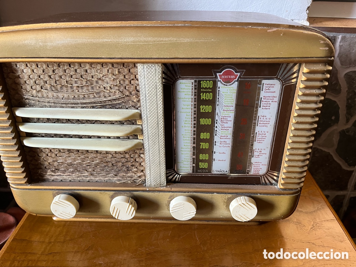 Radios de v&aacute;lvulas: Radio Bertram Funcionando. Admite Ofertas - Foto 4