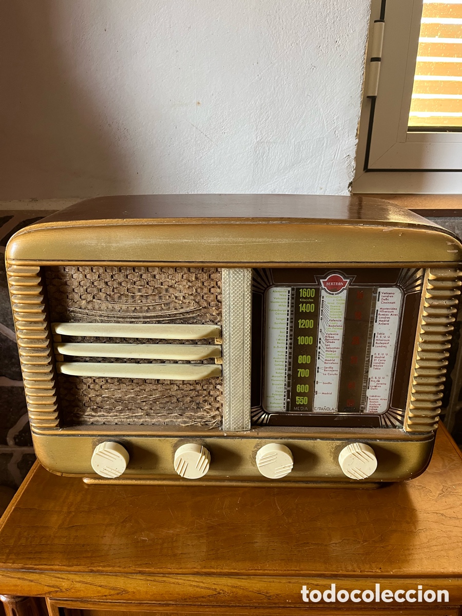 Radios de v&aacute;lvulas: Radio Bertram Funcionando. Admite Ofertas - Foto 5
