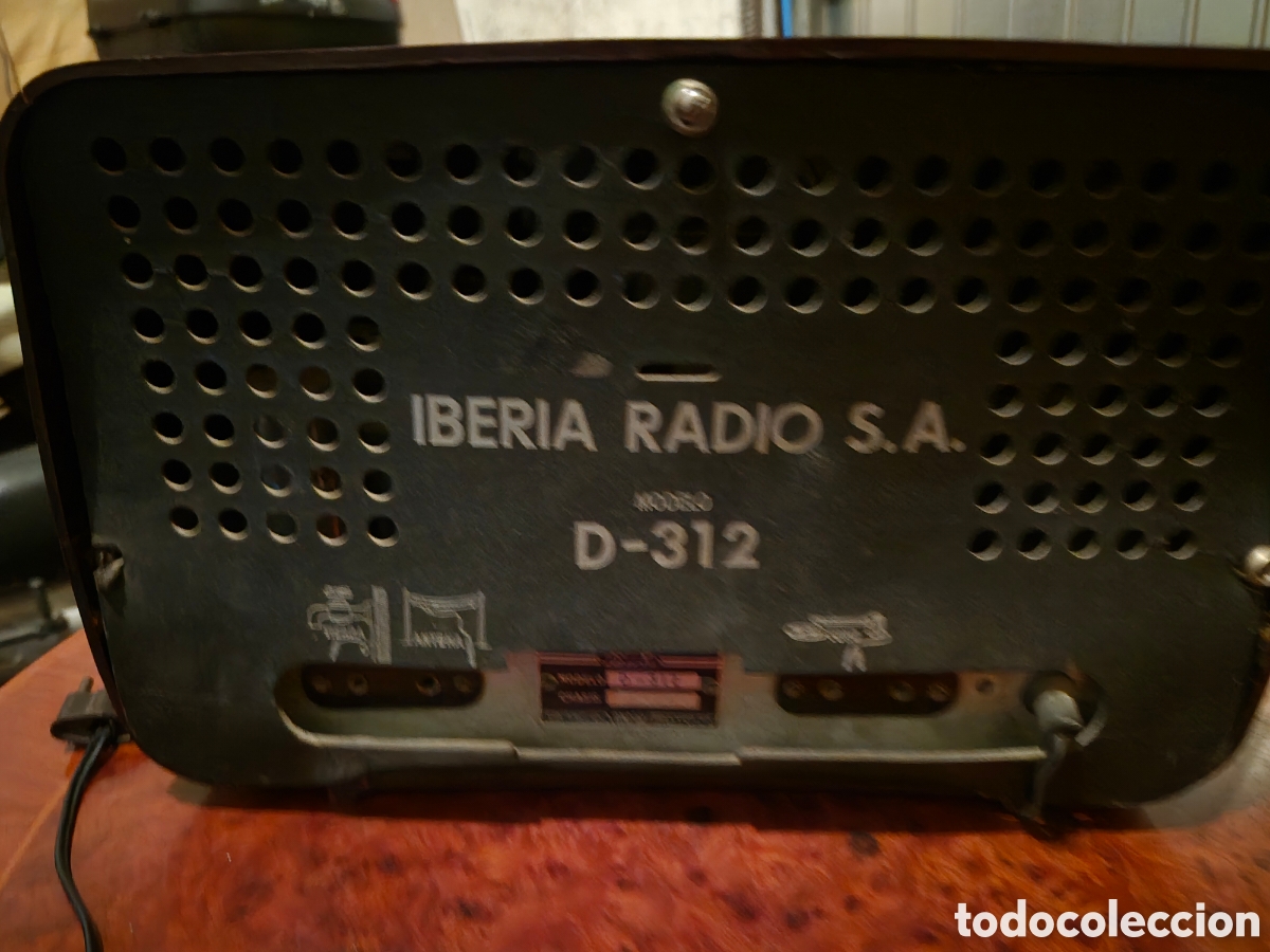 Radios de v&aacute;lvulas: Radio Antigua Iberia de colecci&oacute;n - Foto 2