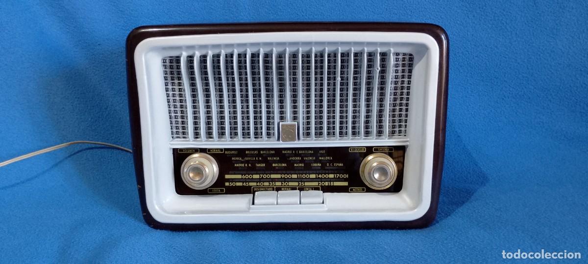 Radios de v&aacute;lvulas: Radio Invicta 5214 FUNCIONA - Foto 1