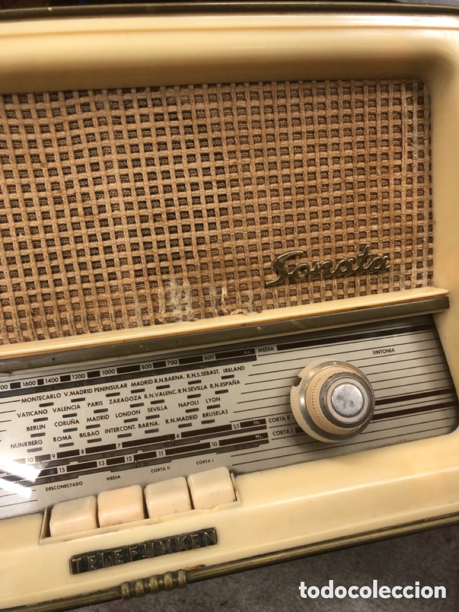 Radios de v&aacute;lvulas: Radio telefunken sonata - Foto 3