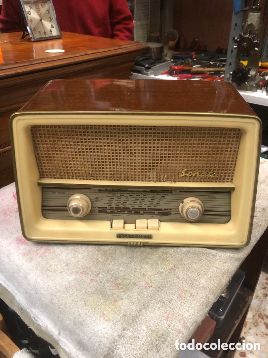 Radios de v&aacute;lvulas: Radio telefunken sonata - Foto 1