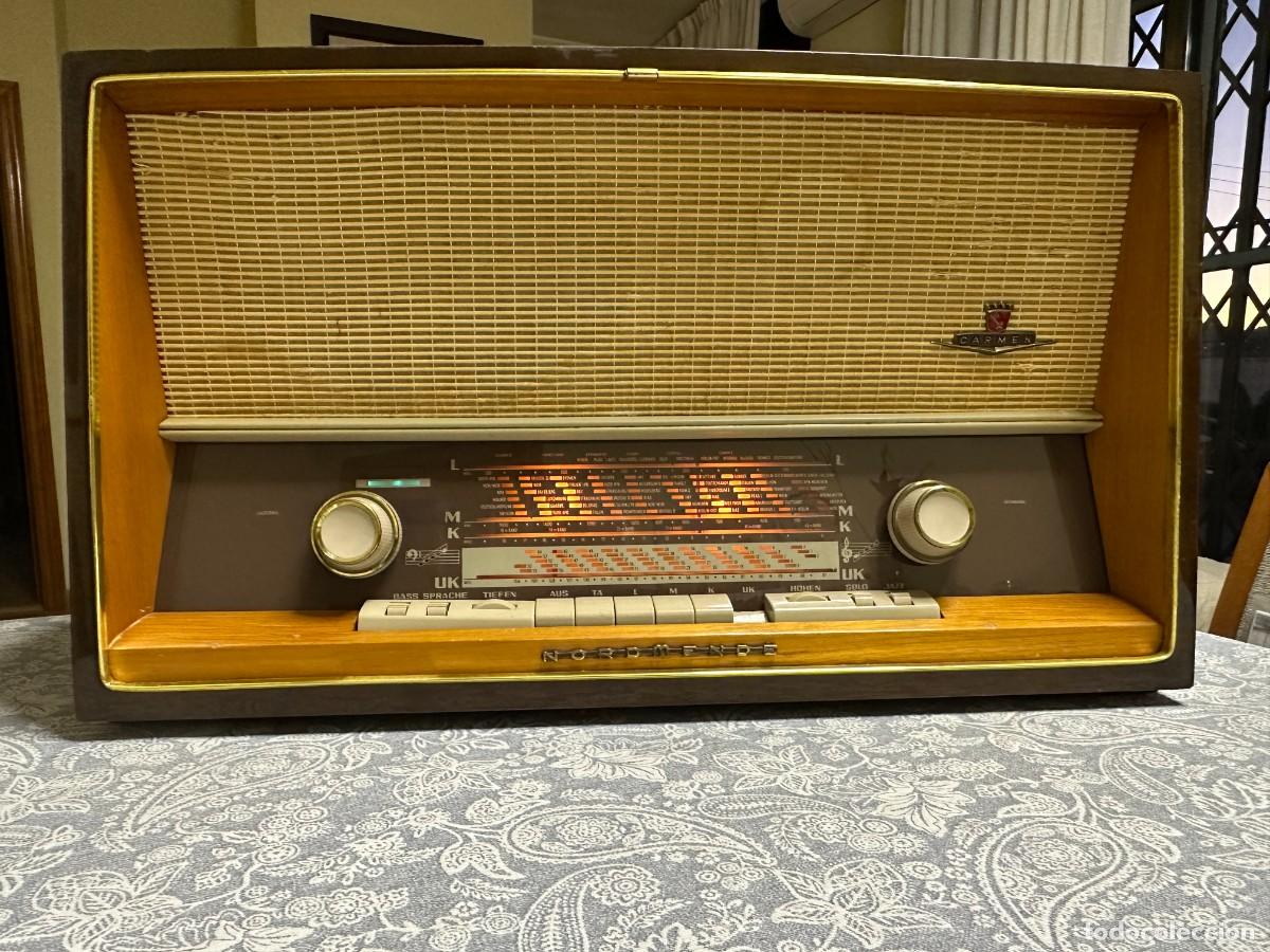 Radios de v&aacute;lvulas: Radio a v&aacute;lvulas Normende Carmen V18 - Foto 1