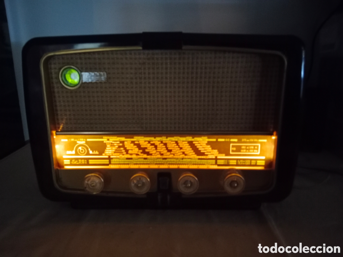 Radios de v&aacute;lvulas: Radiola, Modelo 480A. A&ntilde;o 1953. Funcionando.. - Foto 3