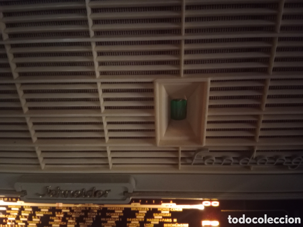 Radios de v&aacute;lvulas: Radio Schneider.Modelo Fandango. Funcionando.. - Foto 10