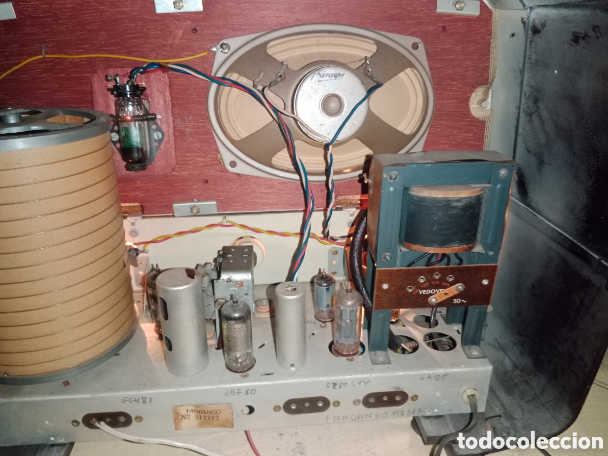 Radios de v&aacute;lvulas: Radio Schneider.Modelo Fandango. Funcionando.. - Foto 16