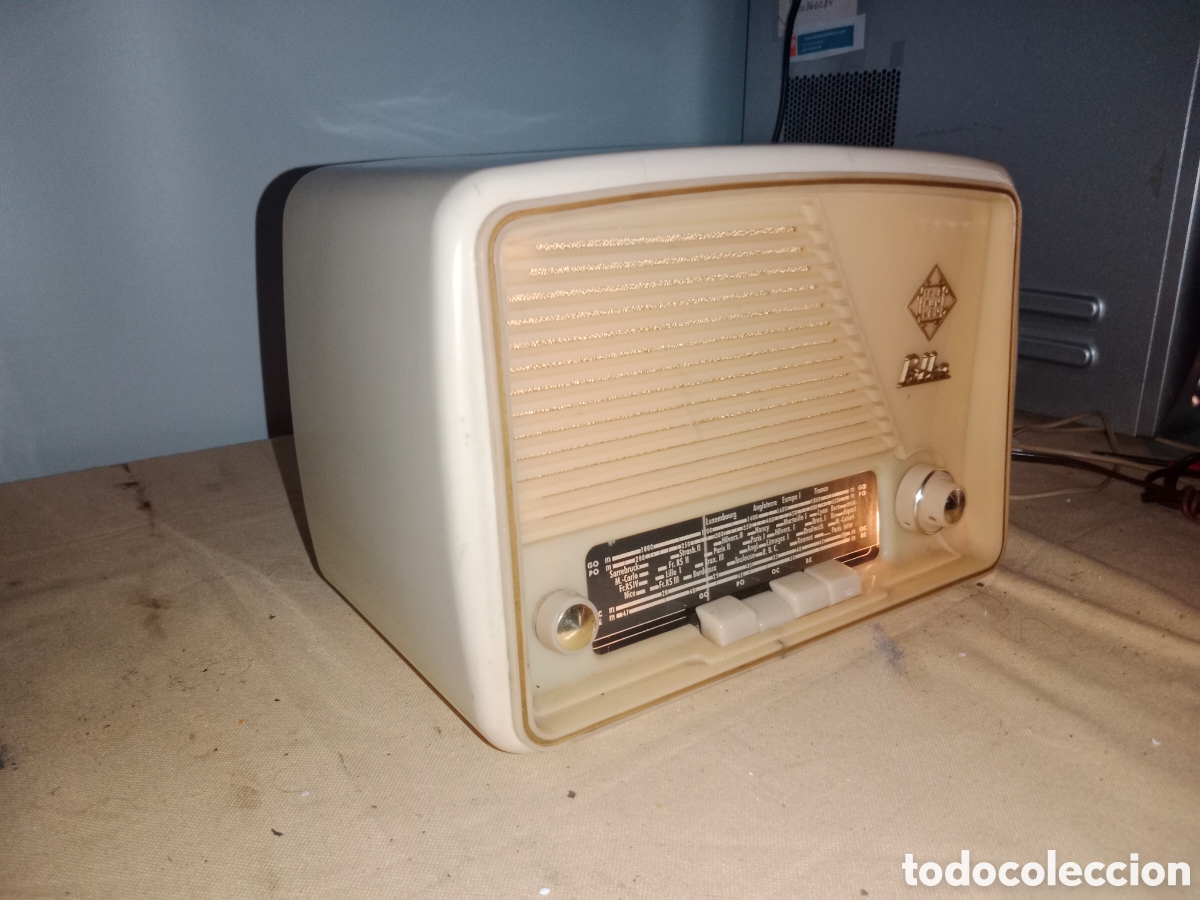 Radios de v&aacute;lvulas: Radio Telefunken.Modelo Polka. Funcionando.. - Foto 3