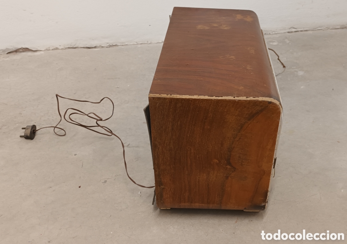 Radios de v&aacute;lvulas: Radio antigua de v&aacute;lvulas - Foto 6