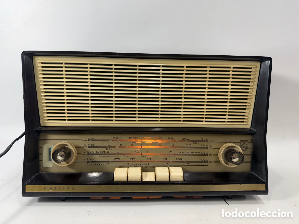 R&ouml;hrenempf&auml;nger: Radio antigua Philips B3K96A de v&aacute;lvulas &ndash; a&ntilde;os 50/60