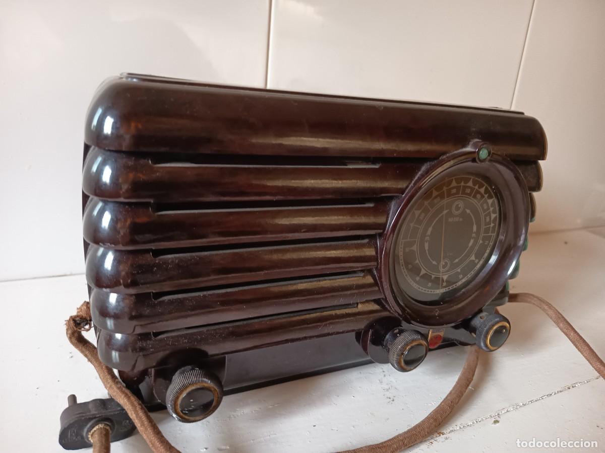 Radios de v&aacute;lvulas: Radio Philips baquelita - Foto 2