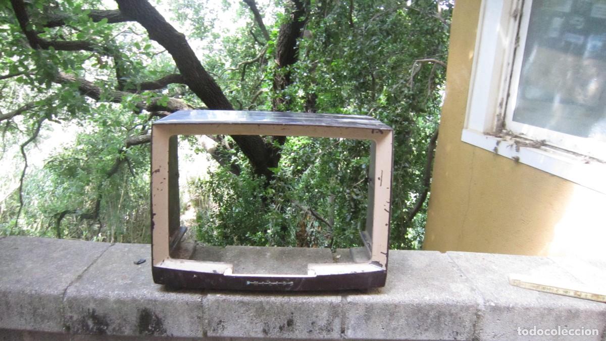 Radios &agrave; lampes: CAJA RADIO DE BAQUELITA PHILIPS EN ESTADO ACEPTABLE