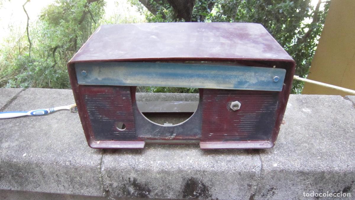 R&ouml;hrenempf&auml;nger: CAJA DE BAQUELITA RADIO A VALVULAS