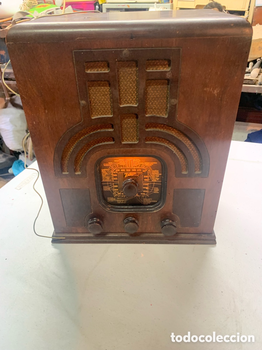 Radios de v&aacute;lvulas: R&agrave;dio zenith de 1935, funcionando