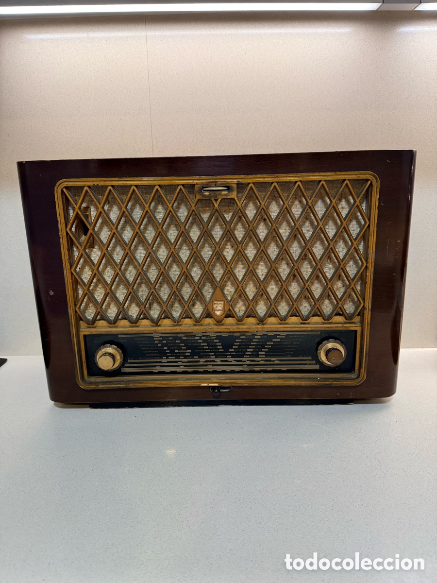 Radios de v&aacute;lvulas: Radio antigua Philips