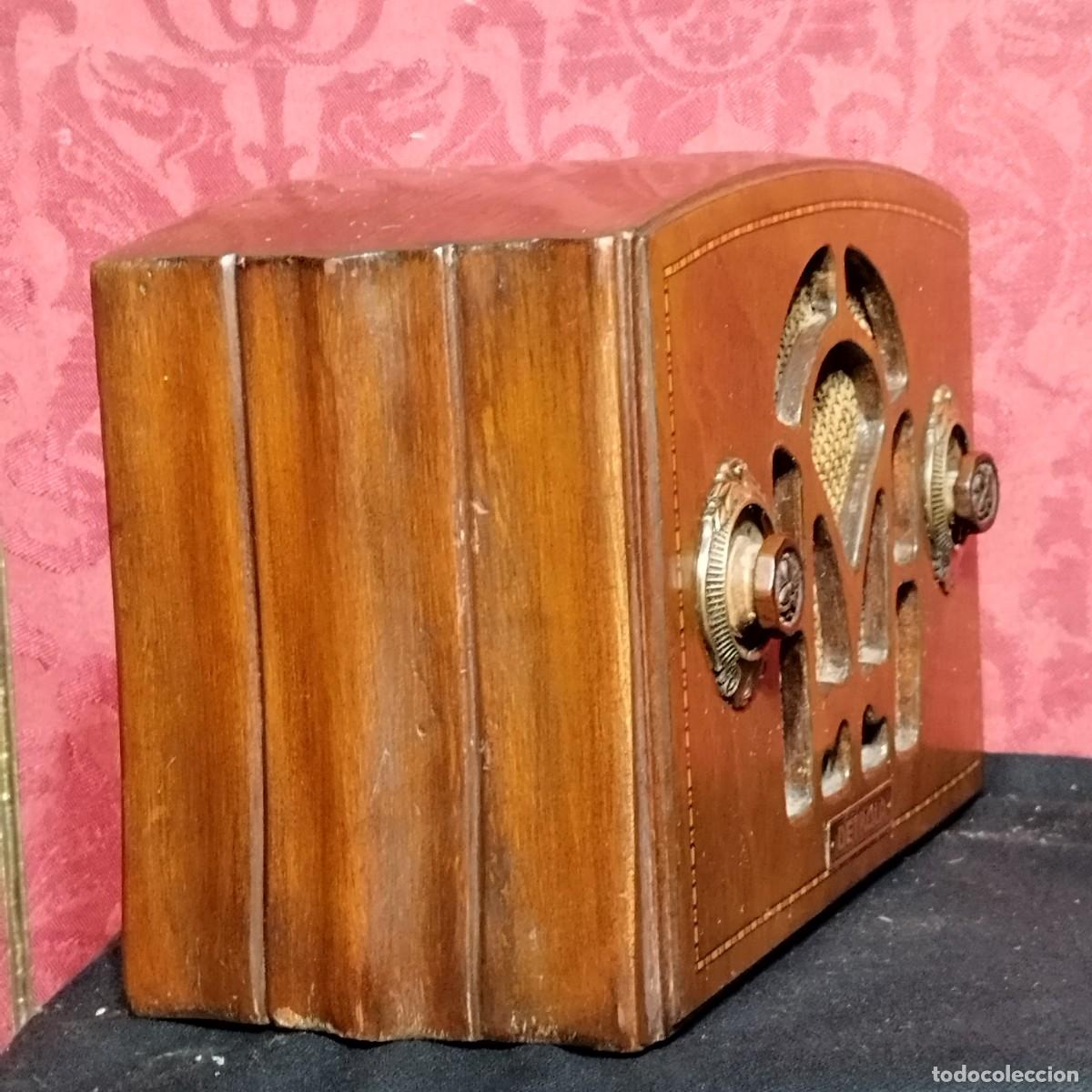 Radios de v&aacute;lvulas: RADIO MADERA EPOCA ART DECO - DETROLA - - Foto 5