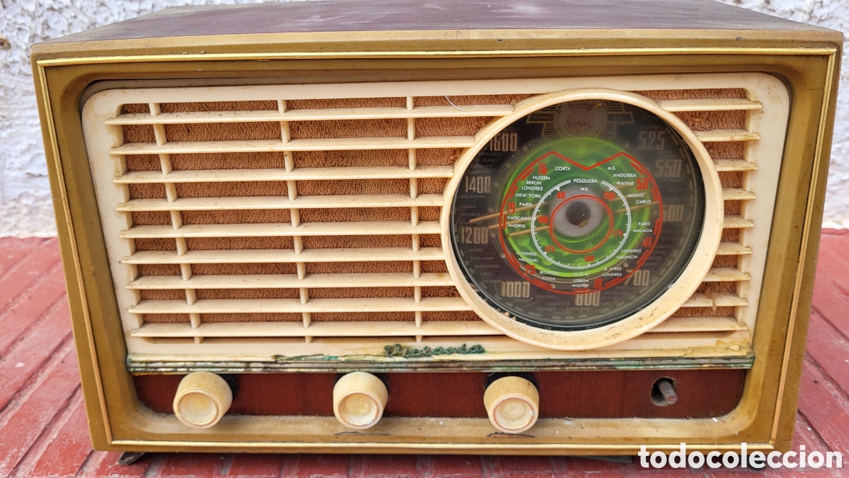 Radios de v&aacute;lvulas: Antigua radio de v&aacute;lvulas