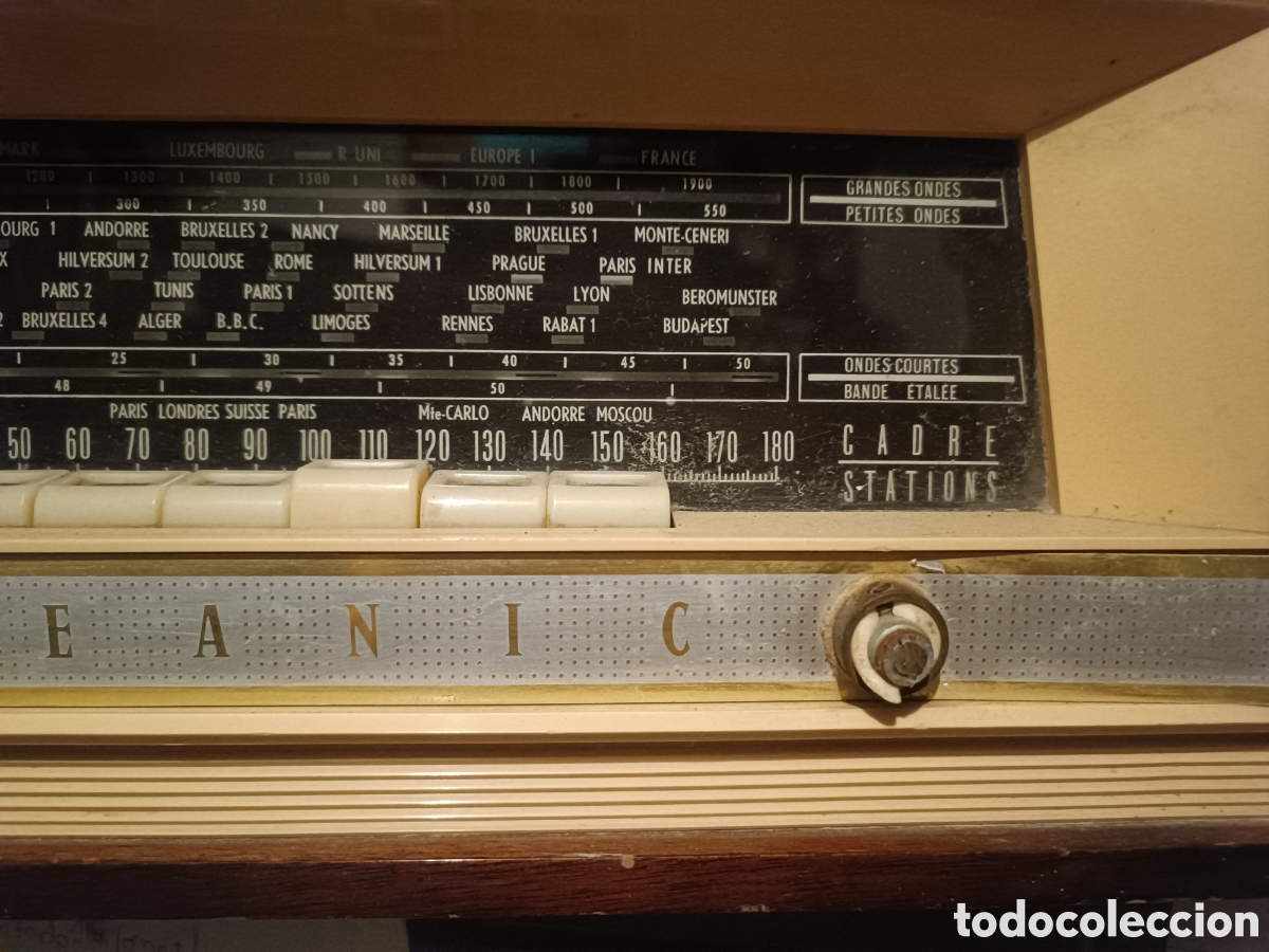 Radios de v&aacute;lvulas: Radio tocadisco Oceanic Magellan Vintage - Foto 4