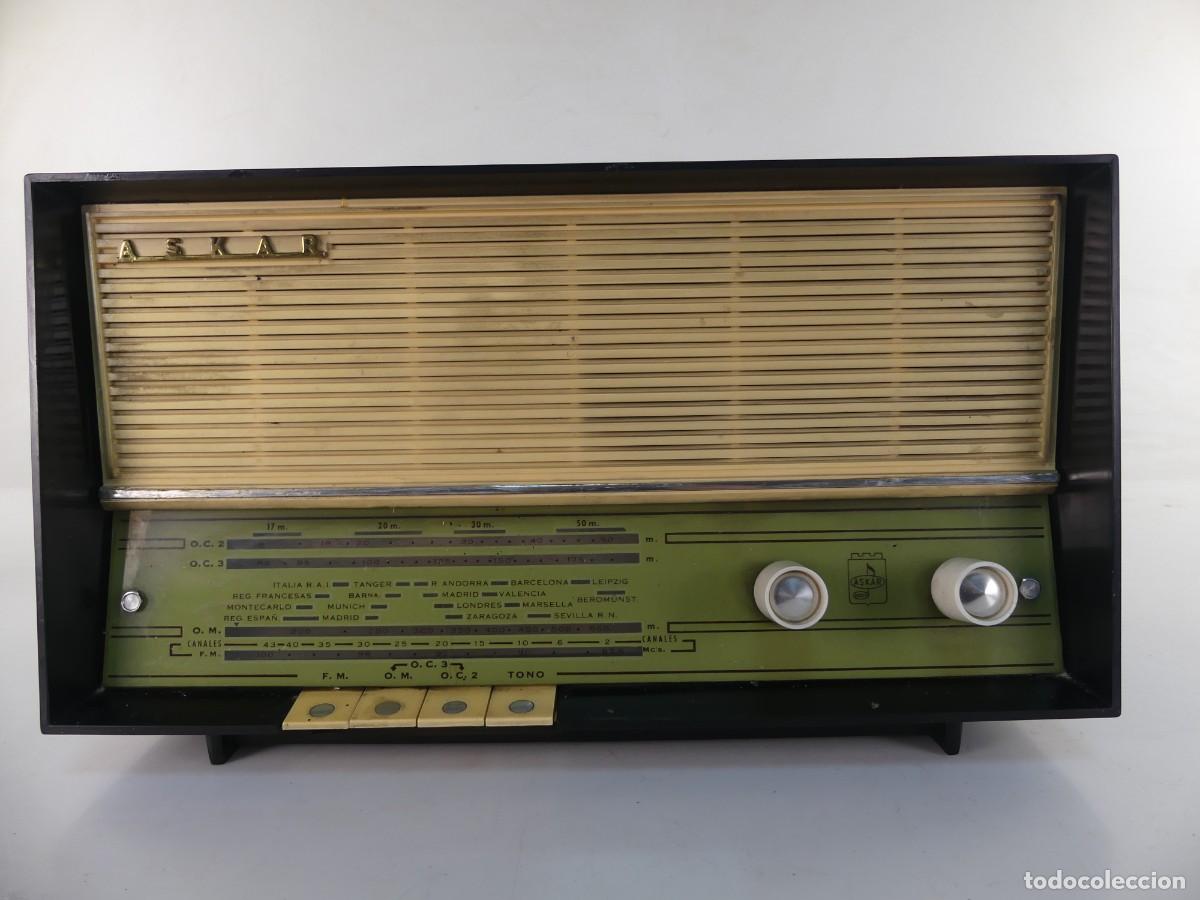 Radios &agrave; lampes: ANTIGUA RADIO ASKAR MODELO AE1330A ECHO EN ESPA&Ntilde;A