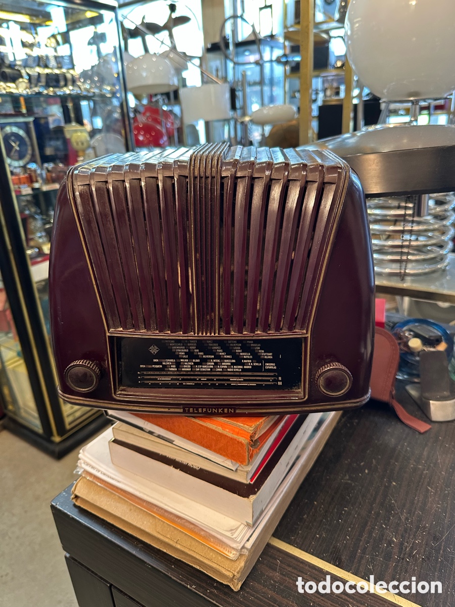 Radios de v&aacute;lvulas: RADIO DE BAQUELITA TELEFUNKEN MODELO TROVADOR U-1653 DEL A&Ntilde;O 1953