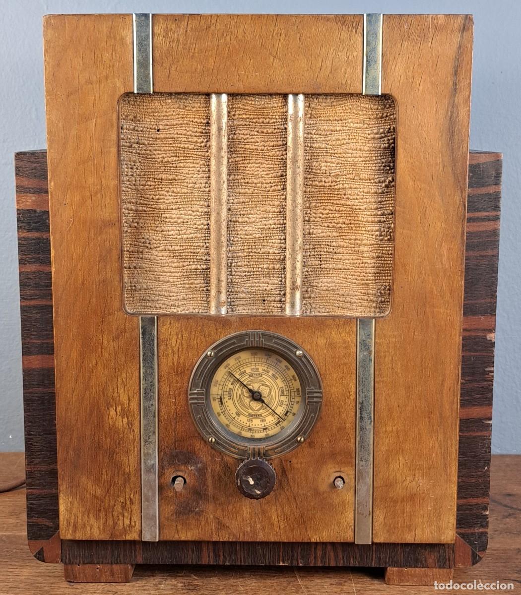Radios de v&aacute;lvulas: Radio de v&aacute;lvulas &ldquo;Meters&rdquo;, Art D&eacute;co, a&ntilde;os 30&ndash;40, no funciona