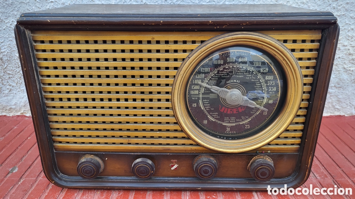 Radios de v&aacute;lvulas: Antigua radio de v&aacute;lvulas